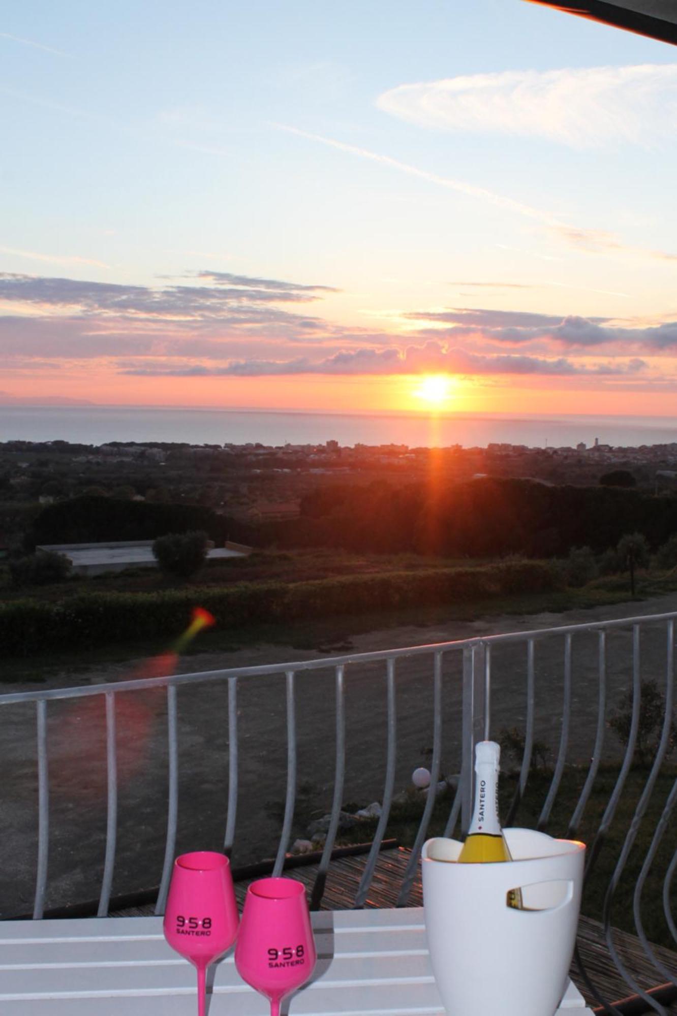 Agriturismo Suite Del Conte San Vincenzo Eksteriør billede